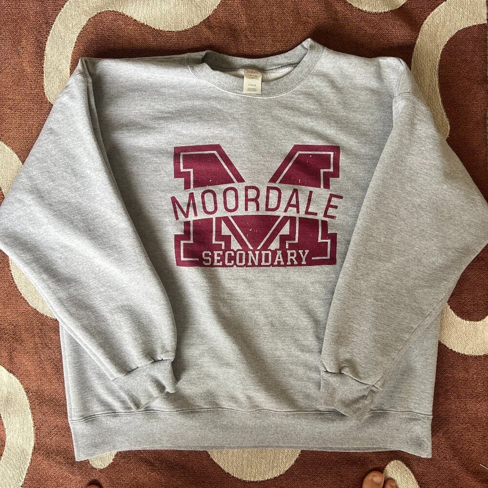 Authentic Netflix Branded Moordale Sweatshirt from Sex Education! Size XL